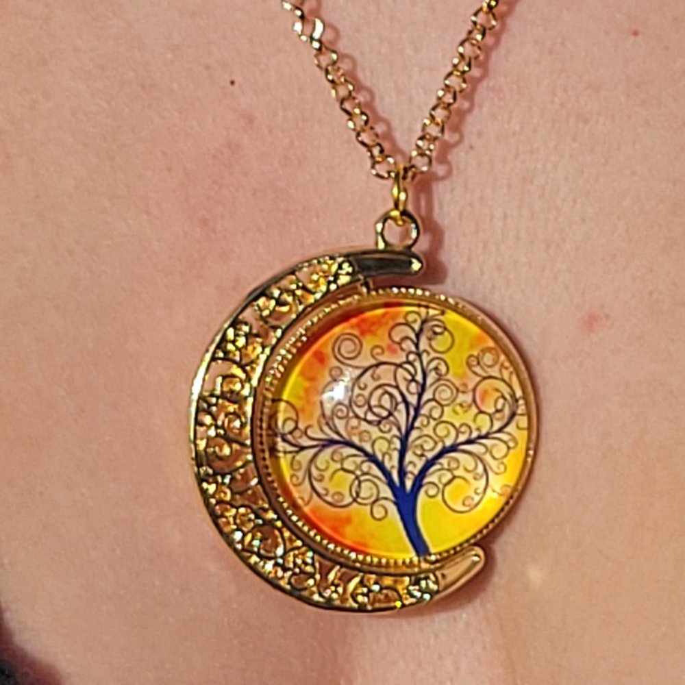 Brite  spirit tree fidget spinner necklace